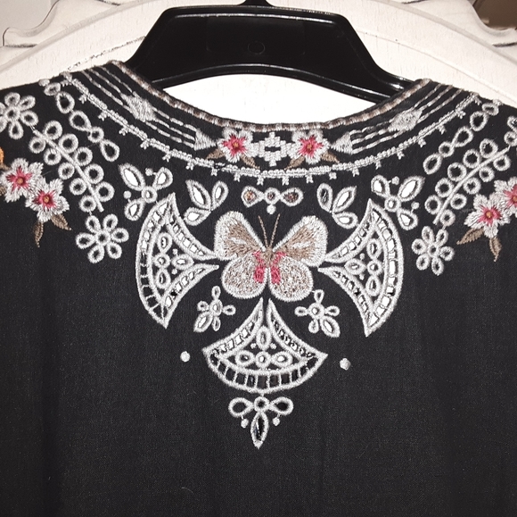 Johnny Was 100% Linen, Black Embroidered Dress - Picture 6 of 7